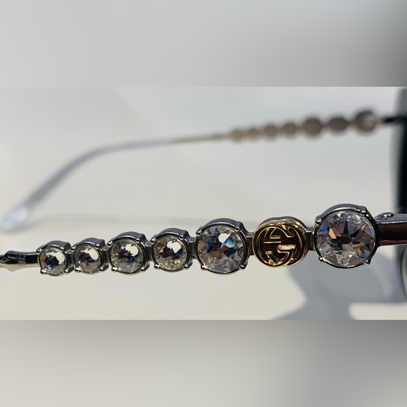 New Women’s Gucci Sunglasses - Picture 10 of 10